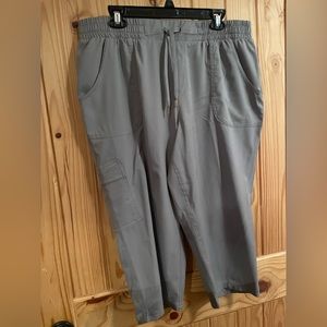 St John’s Bay Women’s Capris